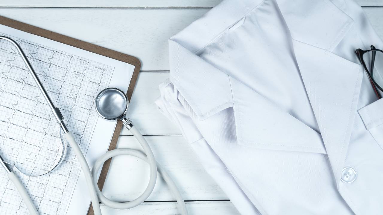 Medicina, ANDU contro il semestre filtro: ammissioni definite prima dell'anno