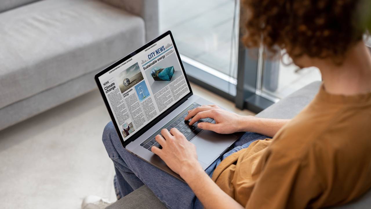 Media literacy nei curricoli scolastici, la proposta di tre licei genovesi come alternativa all'ora di religione