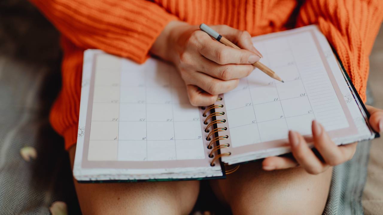 Calendario scolastico 2026/27, Bolzano parte il 7 settembre: San Francesco di domenica, ponte solo all'Immacolata