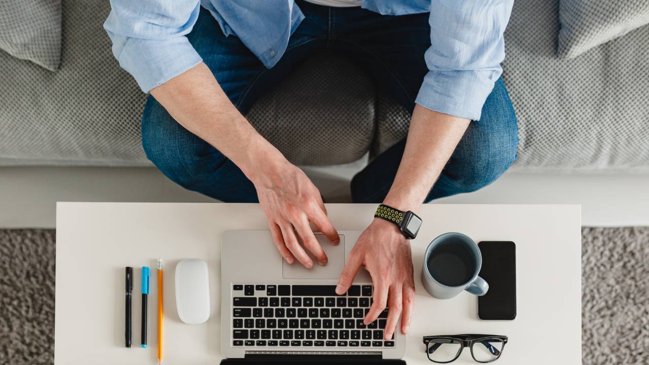 Crisi energetica, da maggio scattano le misure: scuola in presenza, smart working esteso e razionamenti