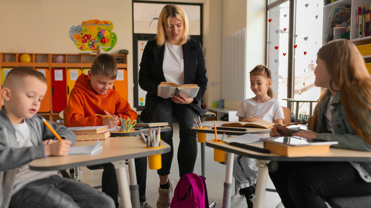 Cassazione vieta valutazioni a sorpresa: criteri pubblici e comunicazione preventiva con le famiglie
