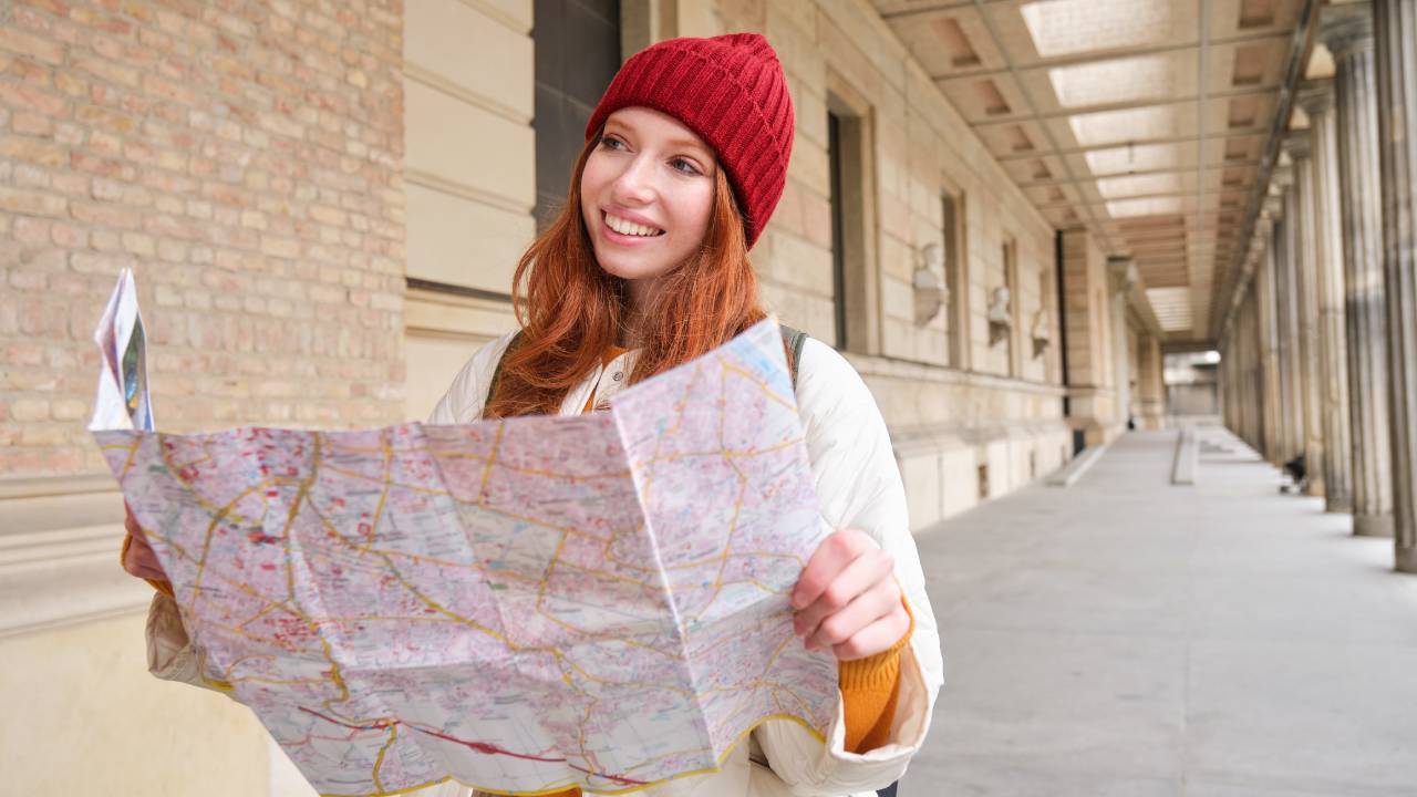 Erasmus+, il 59,8% dei docenti accompagna studenti senza compenso: contrasto con le gite scolastiche