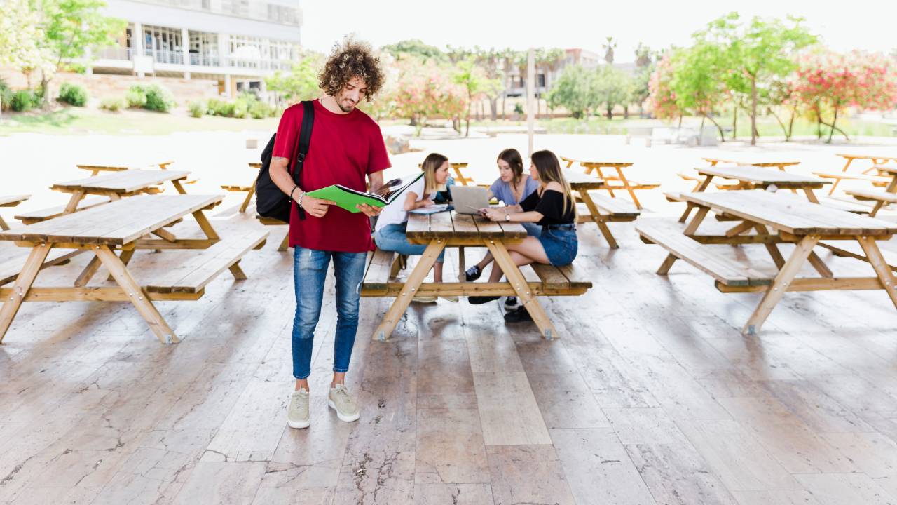 ITS Academy 2026, 77 milioni di euro per borse, laboratori e nuovi campus tecnologici