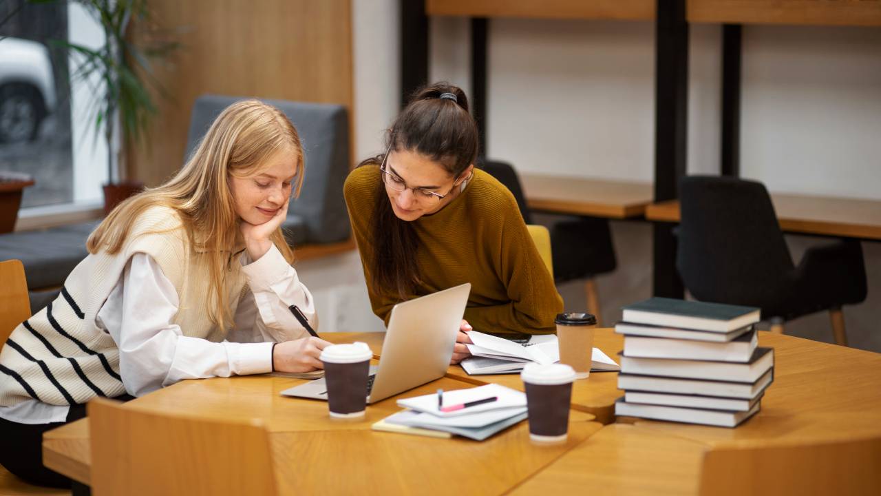 Maturità 2026, cosa possono chiedere i commissari esterni all'orale