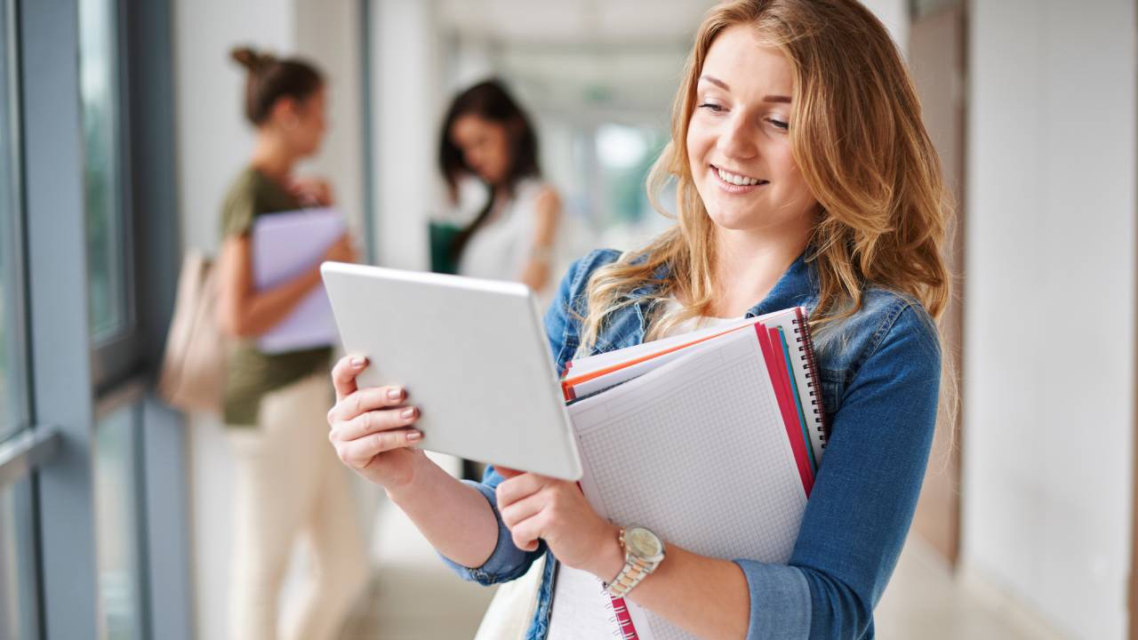 Curriculum dello studente 2026, compilazione su Piattaforma Unica e strategie per l'orale