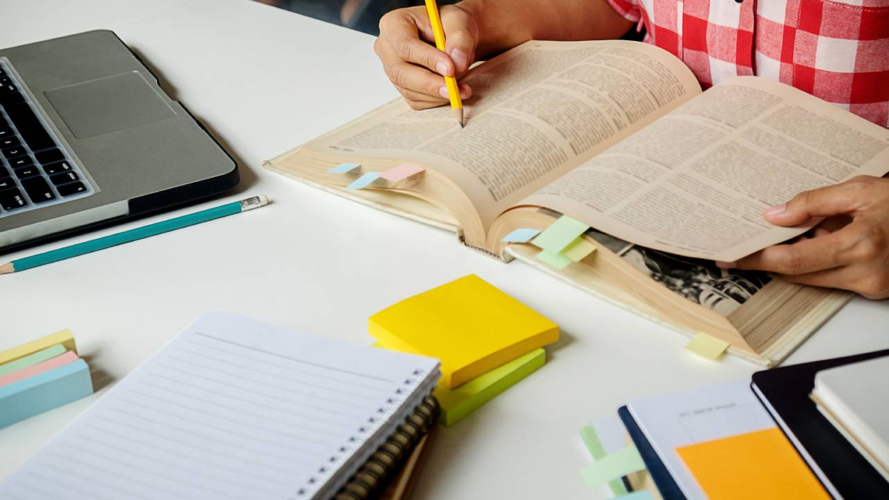 Maturità 2026, prove equipollenti o differenziate: cosa cambia con la legge 104 e il PEI