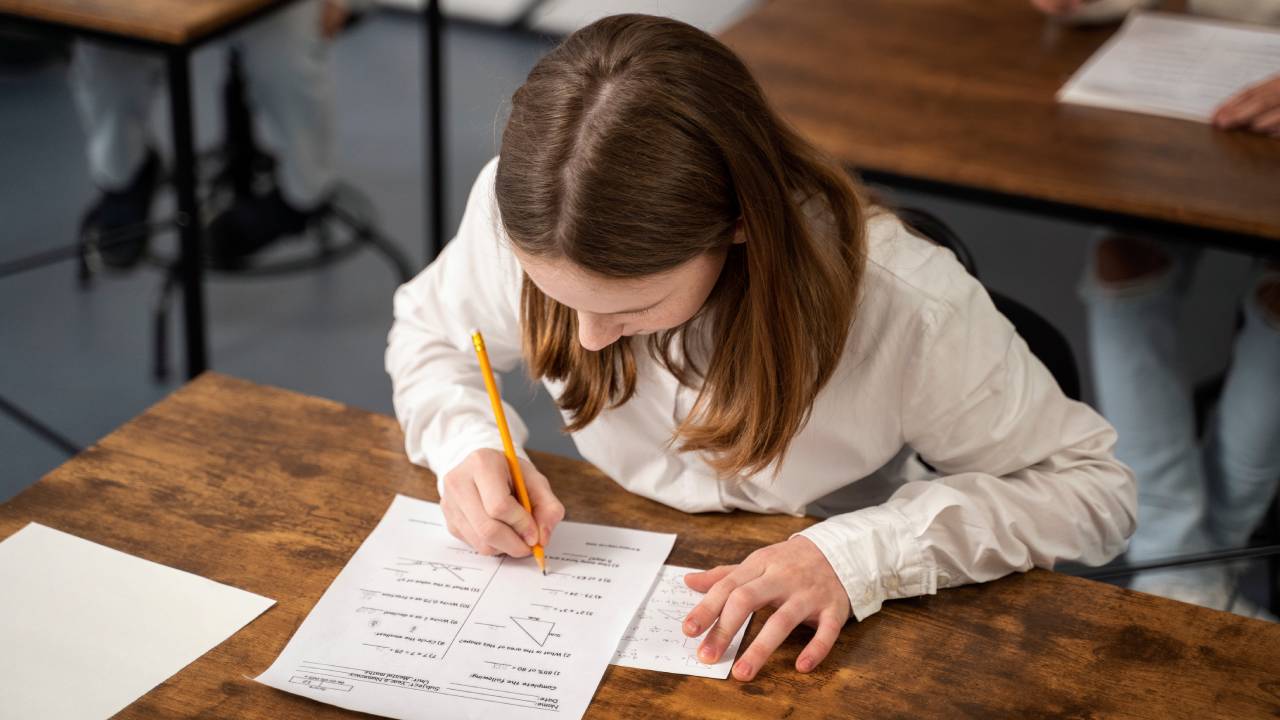 Maturità 2026, sessione straordinaria a settembre: date, commissioni e candidati ammessi