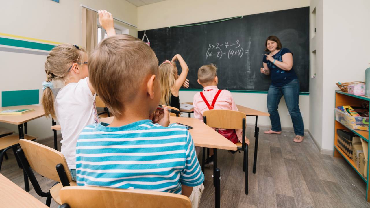Scuola, immissioni in ruolo 2026/27: raggiunto l'84% di copertura grazie ai concorsi Pnrr