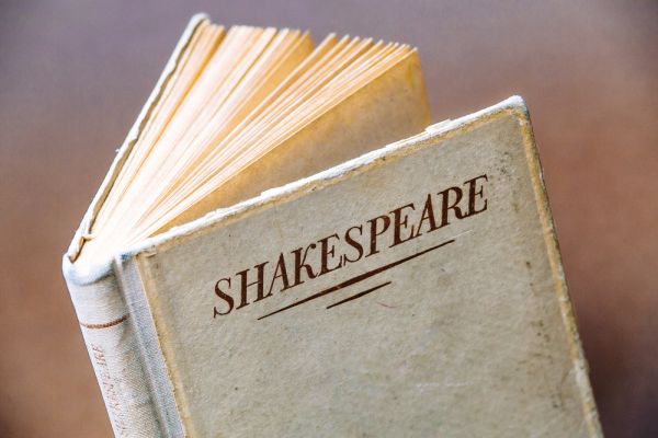 Shakespeare, vita, opere e riassunti