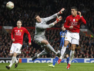 Il gol del 2-0 del Manchester Utd sull'Inter realizzato da Cristiano Ronaldo