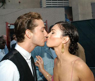 Bacio tra Shia LaBoeuf e Megan Fox